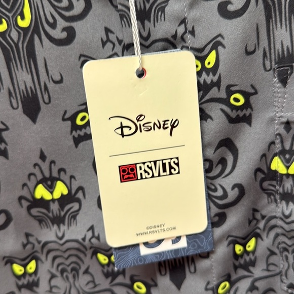 NWT Disney RSVLTS Haunted Mansion “Wall Creeps” shirt - Picture 2 of 7